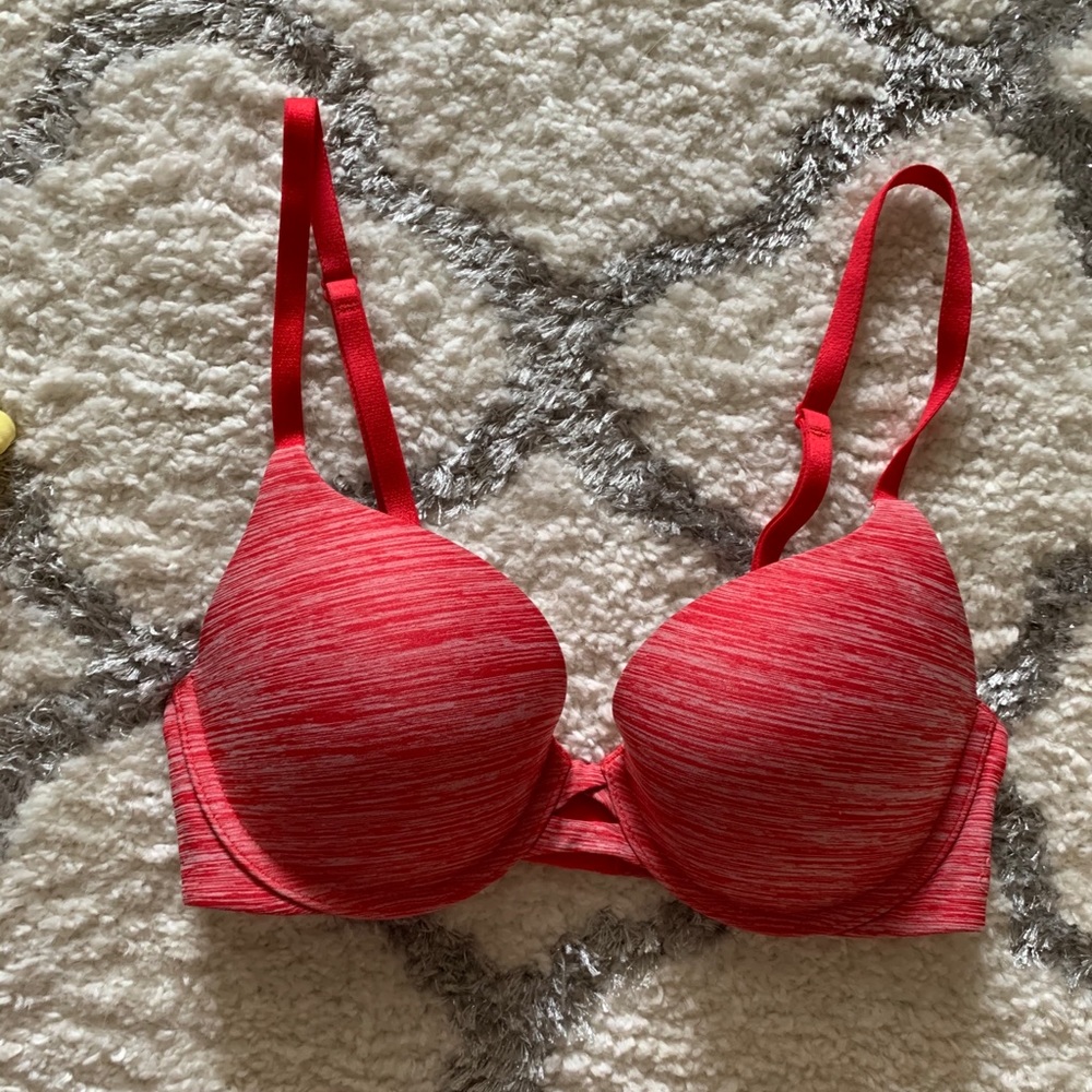 Victoria Secret t-shirt Bra